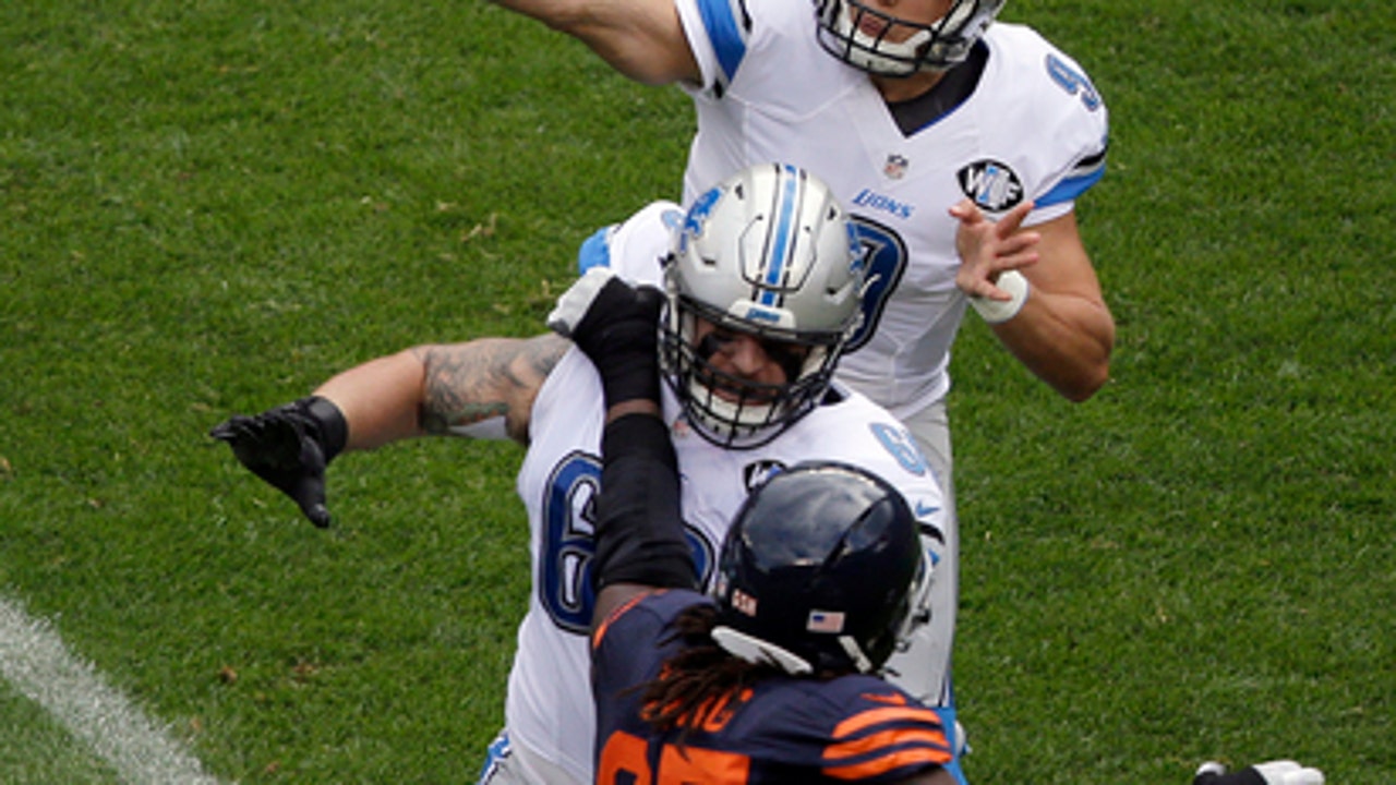 Rookie RB Howard delivers for Bears in 17-14 win over Lions